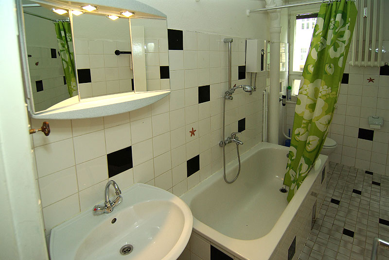 2-room apartment Berlin Oase 5 and 7